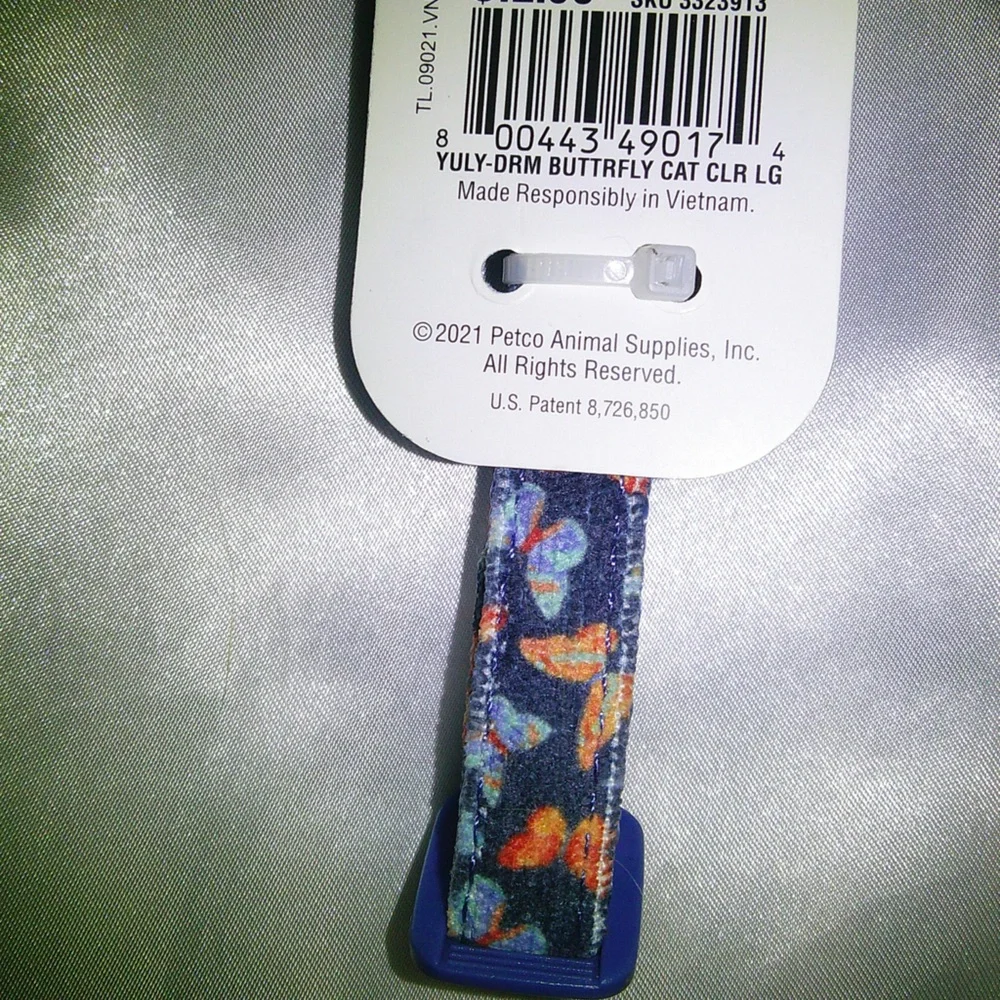 Youly the happy go lucky Dream Butterfly Cat Collar (L/XL)